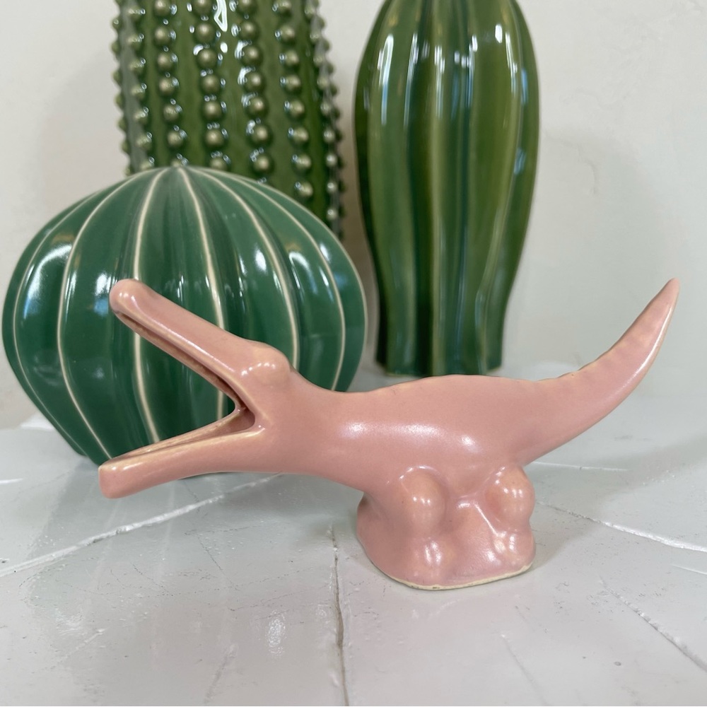 Pink Alligator Sculpture, Or Crocodile? Tropical, Tiki, Ocean Theme